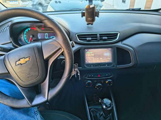 CHEVROLET ONIX 1.4 MPFI LT 8V FLEX 4P MANUAL CHEVROLET ONIX 1.4 MPFI LT 8V FLEX 4P MANUAL
